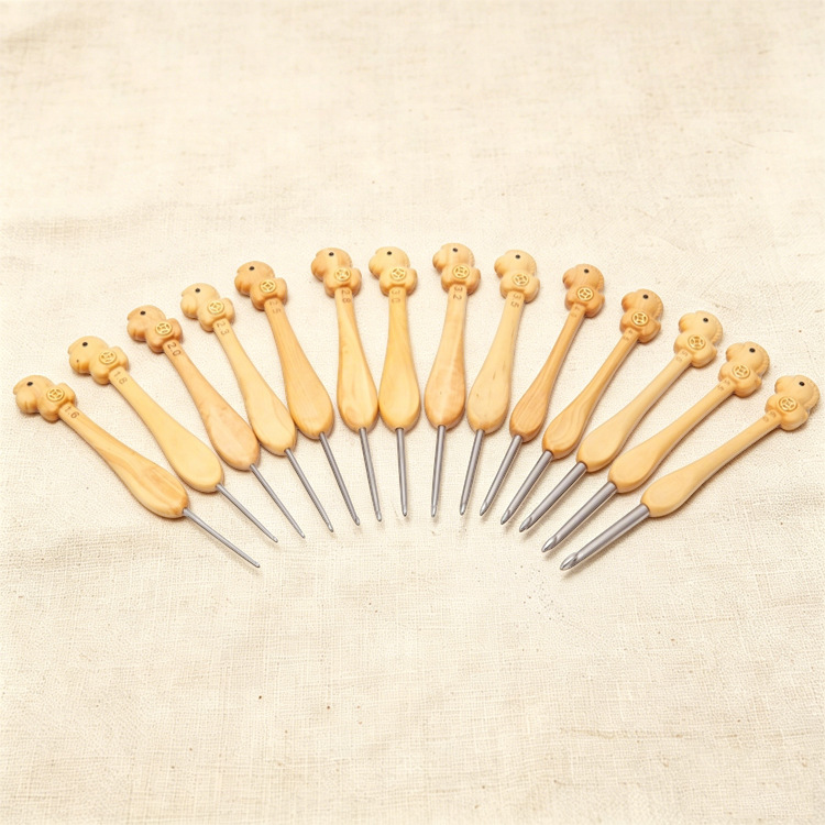 Lucky Horse Wooden Crochet Hoo - Wooden Crochet Hooks Ergonomic Handle 评论和价格
